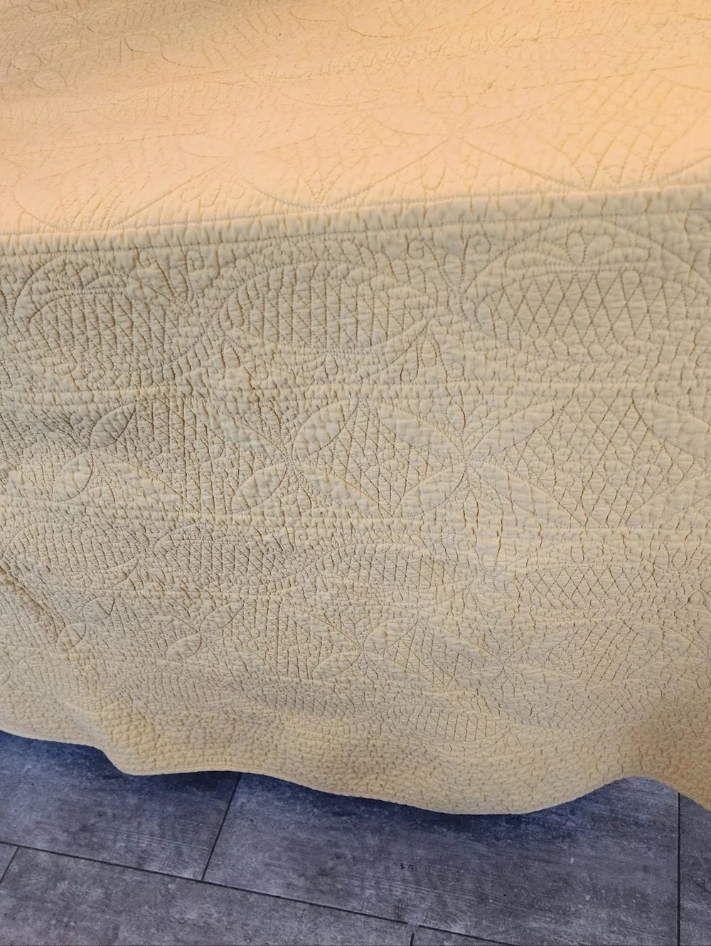 Pottery Barn Hanna Quilt Buttercup Size Full/queen Cotton Linen Medallion Print